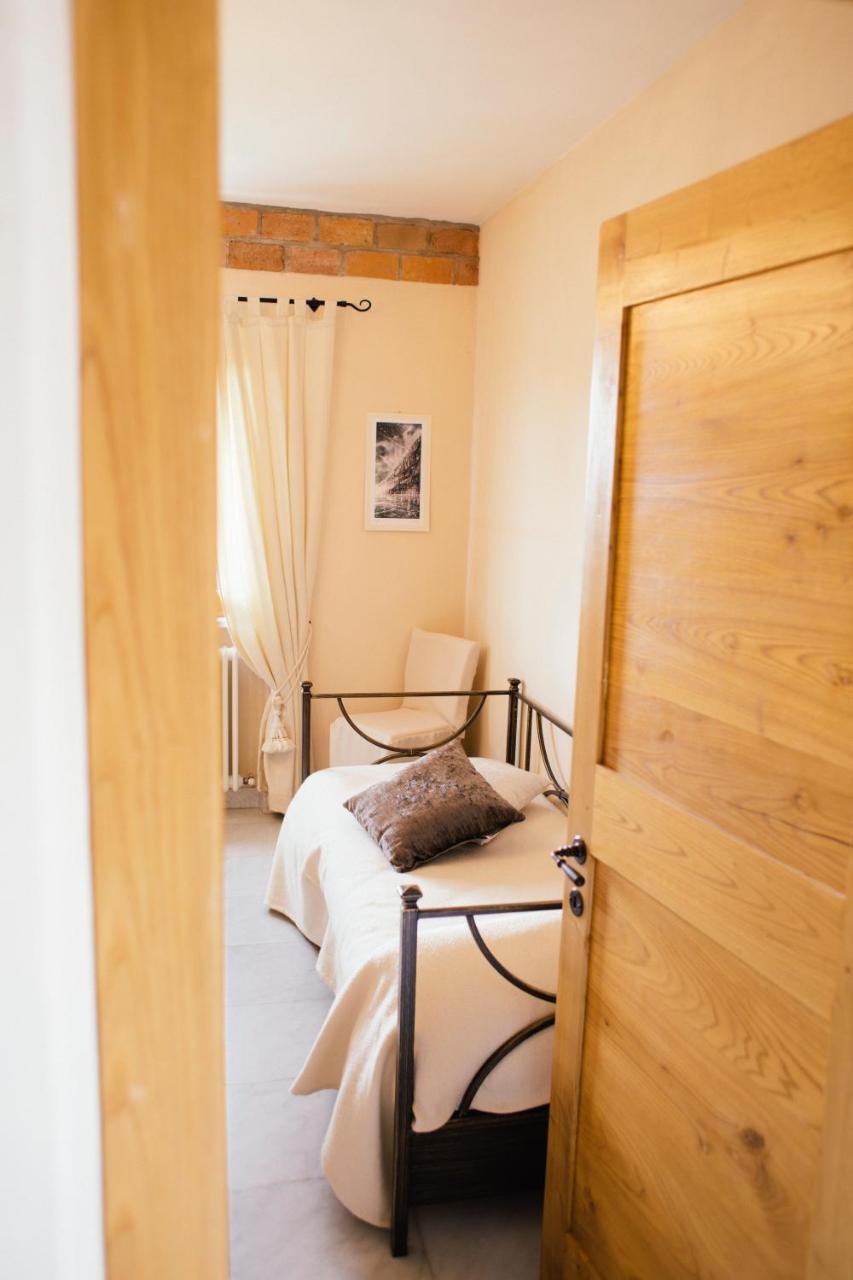 פוסדינובו Agriturismo La Burlanda מראה חיצוני תמונה